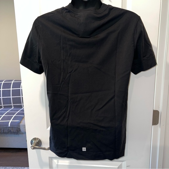 *NEW* GIVENCHY Slim Fit  t-shirt - Picture 4 of 11